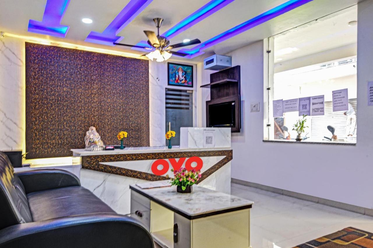 Super Oyo Hotel O Aura Hotel Rajdhani Residency รานจี ภายนอก รูปภาพ